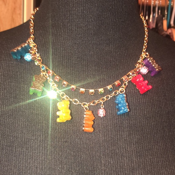 NWT Sparkling ✨ BETSEY JOHNSON Glittery Multicolored GUMMY BEAR Necklace - Picture 8 of 16